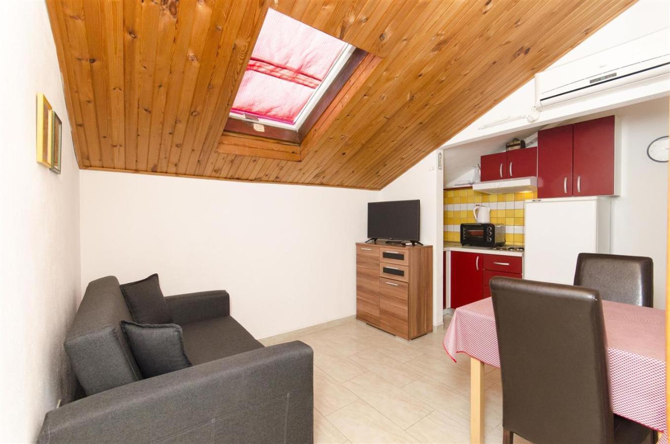 Apartmani Banic Postira Extérieur photo